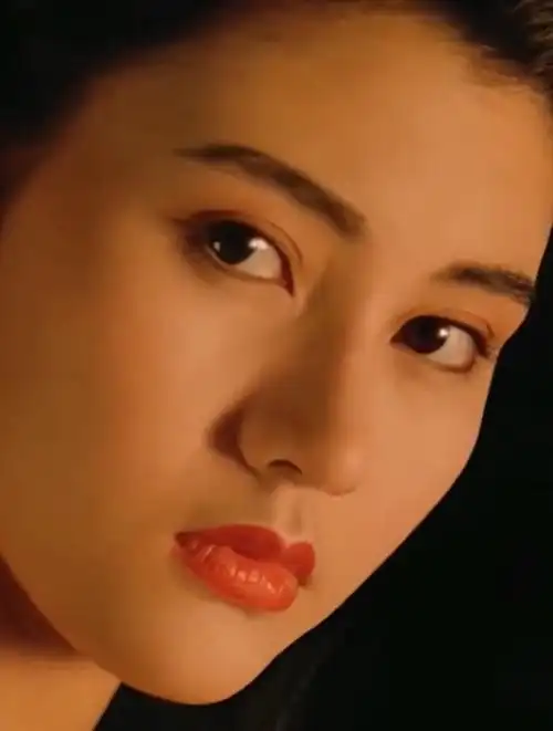 李嘉欣颜值巅峰时期,惊为天人,美到极致的港星女神!-度小视