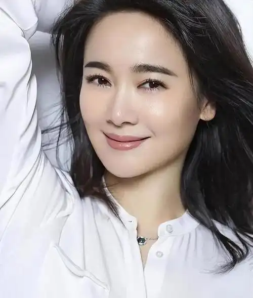 事实证明,46岁的"氧气美女"左小青,终于现出了原形