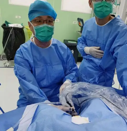 海南省儿童医院泌尿外科赵振理团队为picu尿脓毒症患儿完成输尿管囊肿