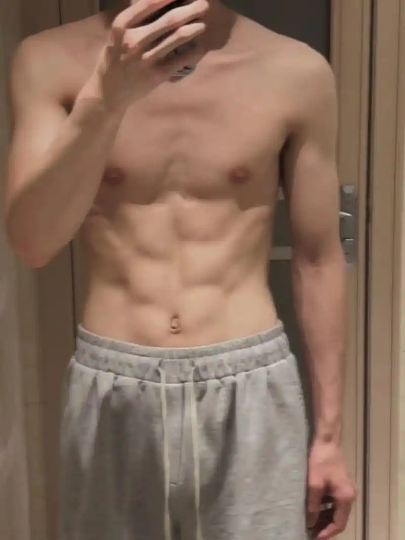 记得想我.#腹肌  #锁骨#泰裤辣 #无任何不良引导 - 抖音