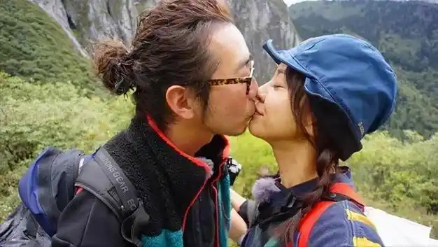 实则情事混乱,直言与前男友就像"换妻俱乐部"|吻戏|陈意涵|陈楚河