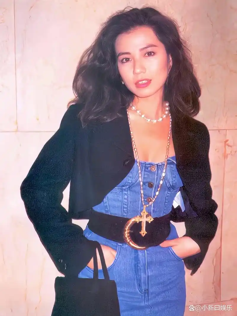 钟楚红年轻时有多美?被誉为"香港梦露"