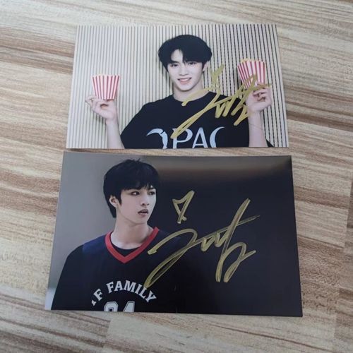 刘耀文亲笔签名照周边明信片情人节送女朋友520礼物tnt刘耀文签名