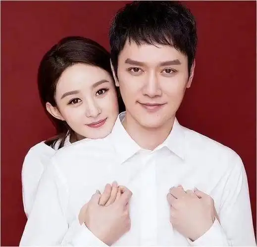 尽管赵丽颖与冯绍峰经历了从恋爱到婚姻,再到为人父母的历程,但他们