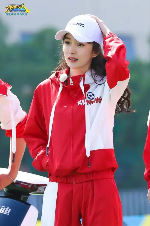 杨幂《奔跑吧》高清图片