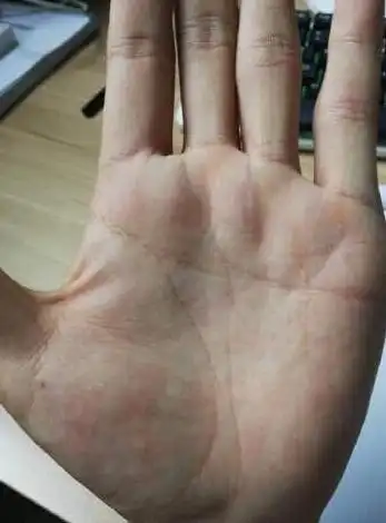 男女"手有一字纹,一生不止赚一亿",注定好命又旺财的手相!