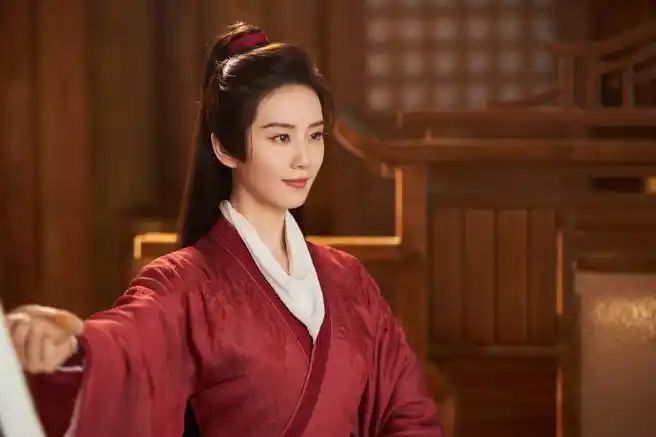 刘诗诗超话#任如意的公路明信片#今日开播酬宾剧照大放送ep07:红衣