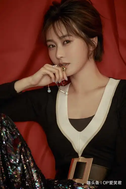 她在《好声音》舞台一夜爆红,却和丈夫离婚,如今处境惨淡