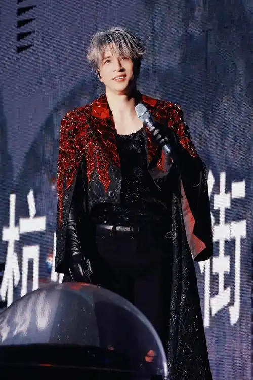 #薛之谦天外来物巡回演唱会#