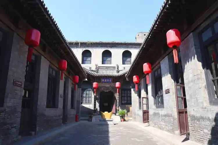 山西祁县渠家大院,除了"大红灯笼高高挂",渠家商业帝国更震撼_平遥