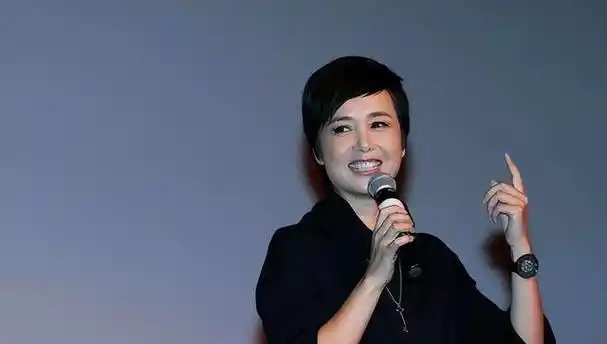 被背叛只会变得更强,多年后的蒋雯丽,已是顾长卫高攀不起的人