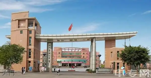 四川省开江中学大门