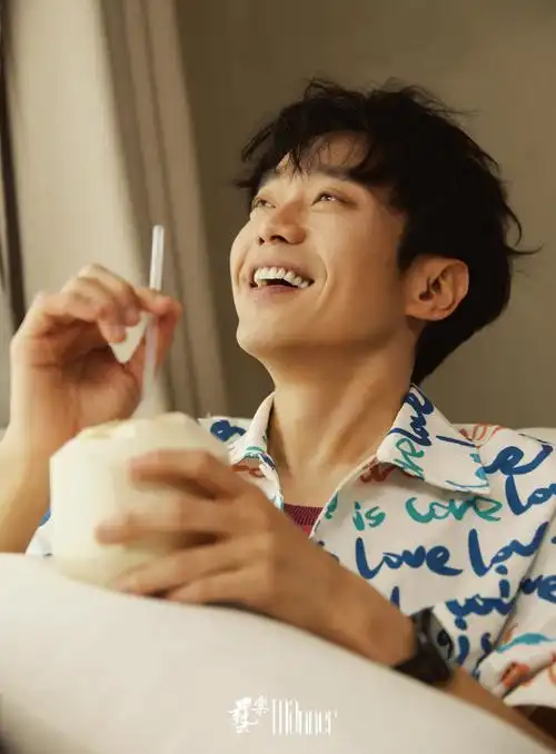 张栋梁为心而声大片##艺乐封面故事