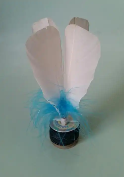 踢毽子 毽子 毽球 鸡毛毽子阳泉鸽子毛毽子高弹耐踢花毽鼓皮蛇皮底