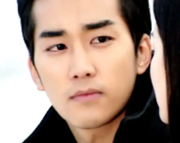 韩剧《 a target="_blank" href="/item/蓝色生死恋/6777793" data