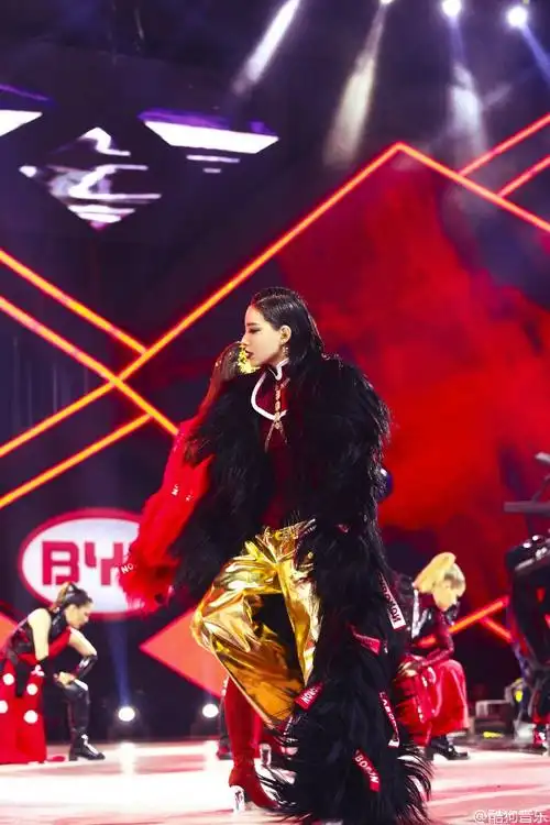 盖世英雄酷狗独家音频#凤凰传奇队"王炸组合"@李斯丹妮@艾菲_ivy