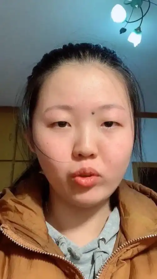 奉劝各位男生千万不要网恋,我这胖阿姨加了美颜都能变成神仙姐姐了!