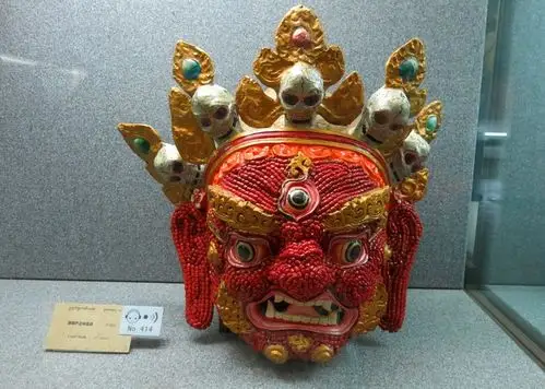 (乾隆御笔赠六世班禅)(著名的)西藏镇魔图(罗刹女)西藏博物馆大门