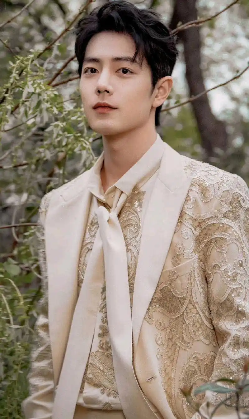 顶流三年流量不降反升,肖战身上有哪些内娱稀有的特质?