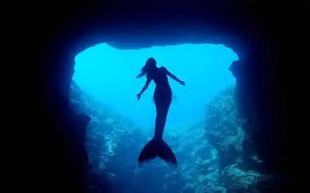 美人鱼不是传说1990年苏联专家发现她活了100岁女性特征突出