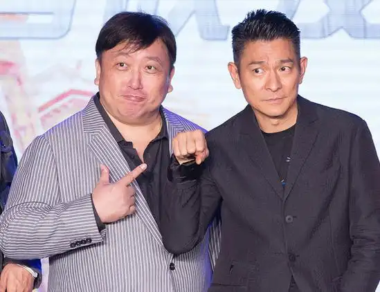 断崖式衰老,五年拍十几部电影,刘德华怎么了?王晶导演一语成谶