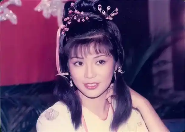 香港怀旧电视剧大全(香港怀旧电视剧大全免费)-星座梦城