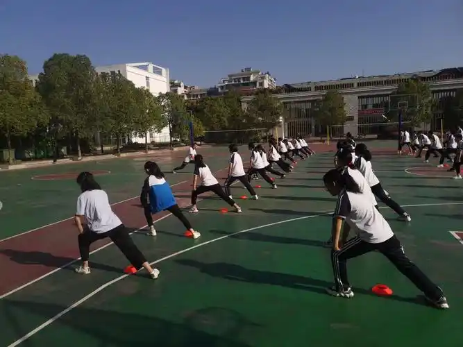 "展阳光体育风采,与健康快乐同行"——记永昌中学体育优质课报道