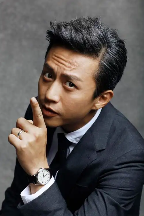 顺风车雷阿伦标签邓超作品信息创作时间2019/08/13收录收藏夹查看更多