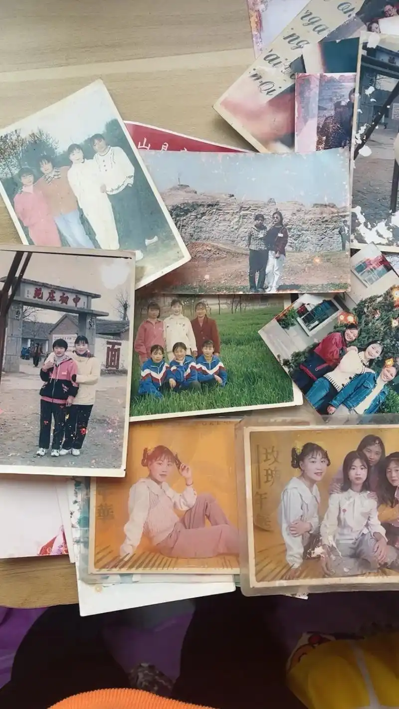 每一张照片都是满满的回忆 #最珍贵的照片 #每一个幸福瞬间 - 兑趑