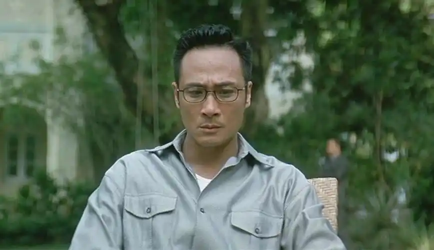 关键是他们用辈分压着他(无间道2)影评