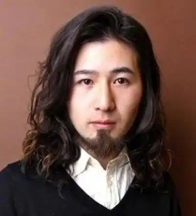 男生发型 男生长发 >> 韩版男生长鬓角发型 男生长头发发型图片(2)