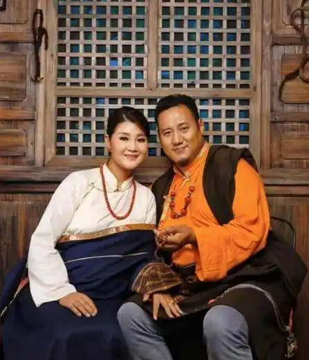 曾经红极一时的女歌手降央卓玛,为何在歌坛里突然销声匿迹了?