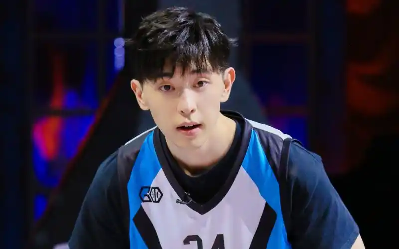 谢娜绝杀夸秒杀全场,口才绝了,邓伦一旁笑歪_哔哩哔哩_bilibili