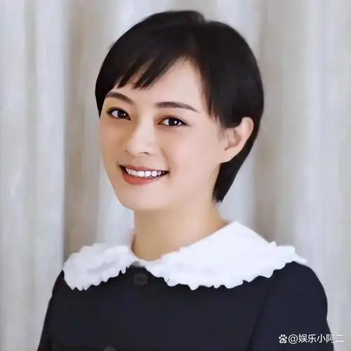 邓超父亲不一般,家庭背景强大,网友:难怪孙俪毅然嫁给他