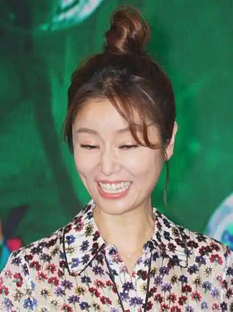 44岁林心如近照曝光网友没有打针拉皮的脸果然容易老啊