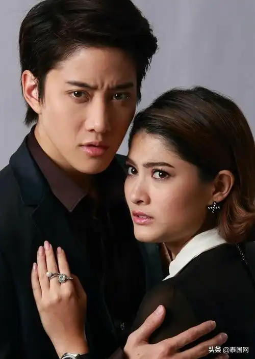 恩,我看过的泰国偶像剧不多,是从今年开始迷上的,有几部觉得还不错