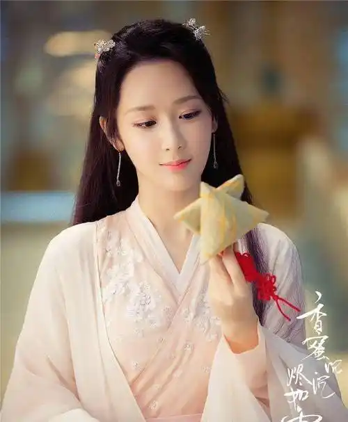 杨紫带着新剧《《青簪行》》回归,性格和她自己的性格不一样,值得一看