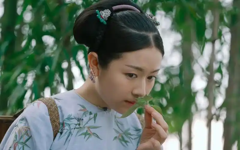 爆笑吐槽穿越雷剧《梦回》,服装,人设和桥段,全都槽点满满