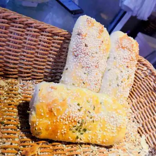 老上海四大金刚-"平时一直吃咸大饼的,今天想试试甜大饼,比.