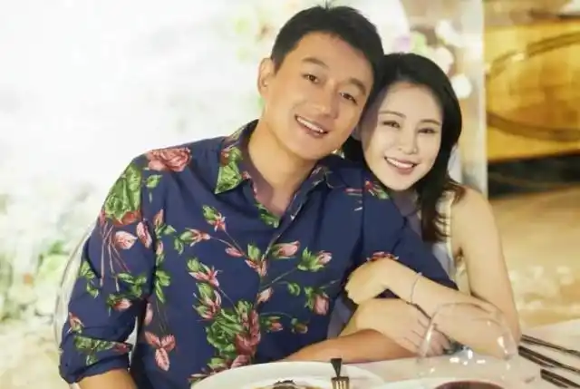 演员佟大为更新动态,与老婆高调撒糖,庆祝领证15周年