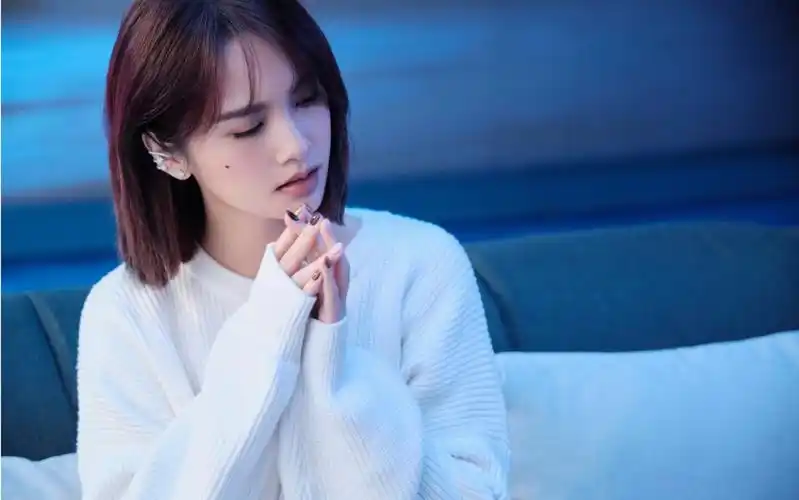 杨丞琳 - 以年为单位的爱情 mv [自制纯享版]_哔哩哔哩_bilibili