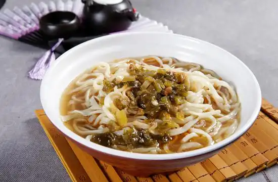 老坛酸菜面图片
