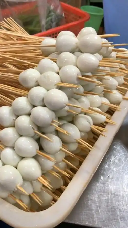 这小鹌鹑蛋串的漂亮吧,美味哦!