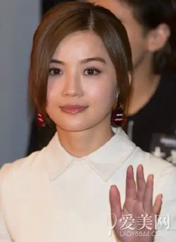 赵丽颖朴信惠脸大如盆照样火