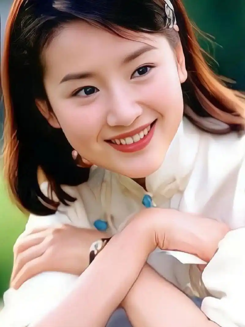 原来年轻时的董洁也是神颜啊