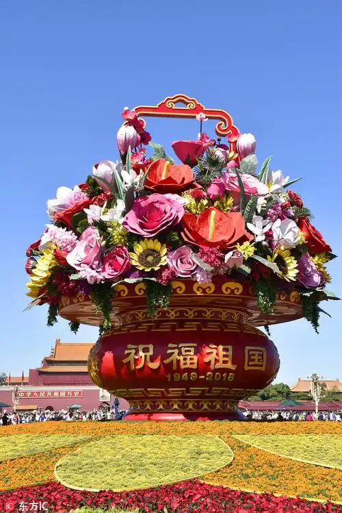 国庆节祝福语简短大全 国庆节祝福祖国繁荣昌盛的句子走一波