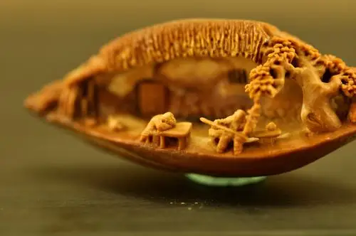 微雕视界 祖孙情