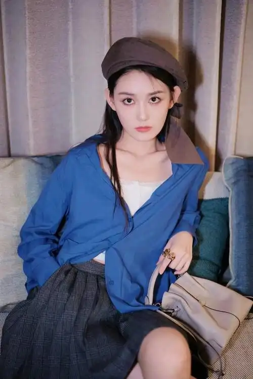 童星出道的蒋依依,如今变成一个大美女.