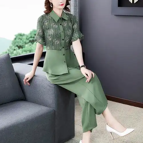 阔太太太夏装两件件套中年妈妈套装四十岁女装时尚套装