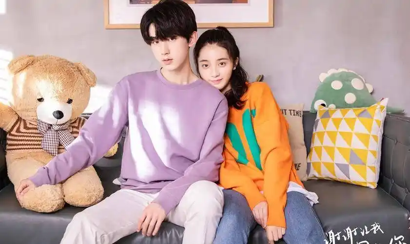 男女主选角众望所归,光看cp合照就心动_万鹏_郭俊辰_少女